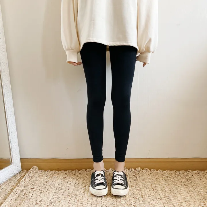 (당일🚀핵따뜻🔥)슬림핏 필수 마약 피치 기모 융 밍크 무지 이선 레깅스 상세 이미지 7