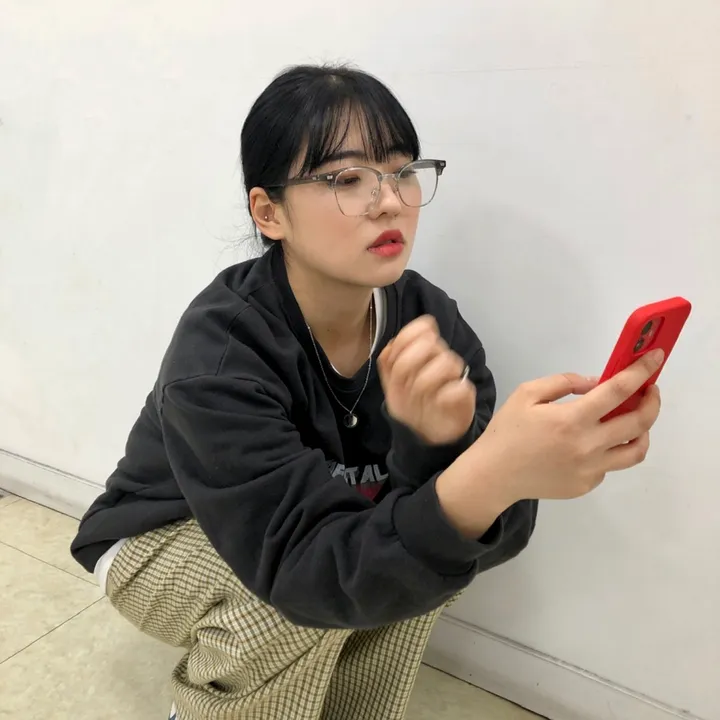 데일리 반뿔테 투명 안경 상세 이미지 4