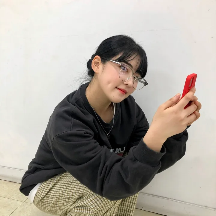데일리 반뿔테 투명 안경 상세 이미지 3