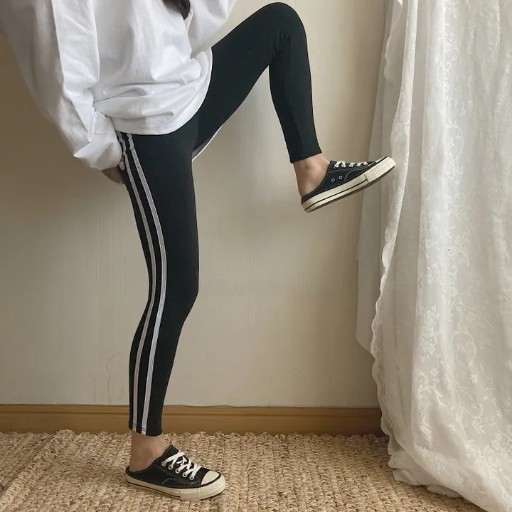 (당일🚀핵따뜻🔥)슬림핏 필수 마약 피치 기모 융 밍크 무지 이선 레깅스 상세 이미지 15