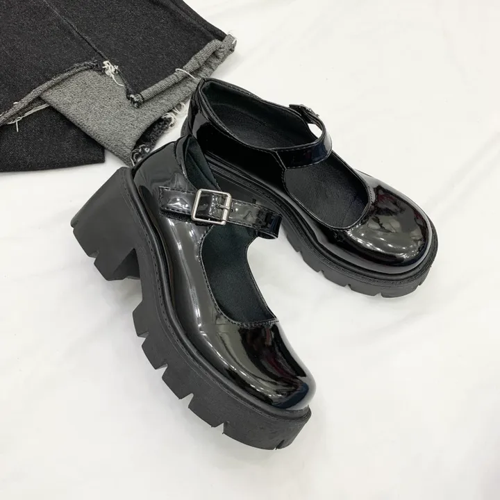 에나멜 유광 가보시 통굽 메리제인 스트랩 로퍼힐 6.5cm 상세 이미지 6