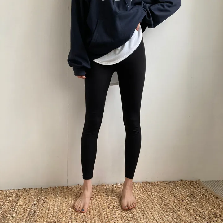 [피치속기모] 슬림하게 잡아주는 기모 쫀쫀 레깅스 상세 이미지 20