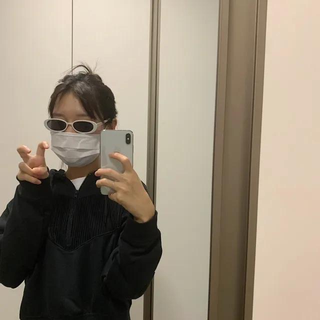 [묶음할인] 6colors 키치 하이틴 커트코베인 레트로 타원형 선글라스 힙한 인싸 얇은 선글라스 (uv400 자외선 차단) 상세 이미지 4
