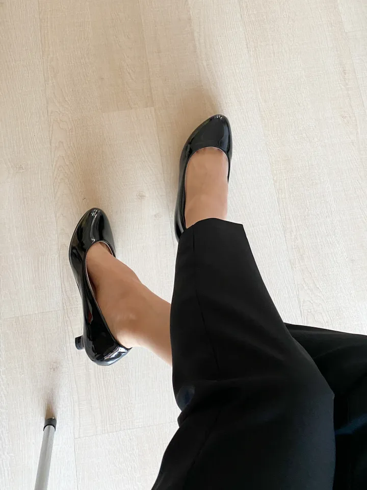 DAL727 펌프스 미들 힐 여자 에나멜 구두 둥근코 라운드 신발 블랙 화이트 발편한 굽낮은 가죽 데일리 캐주얼 하객 원피스 20대 스틸레토 예쁜 슈즈 상세 이미지 50