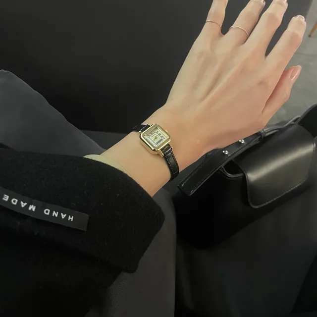 [🖤패션아이템/여성손목시계🖤]트렌디한 테렌다정품 미니 사각 골드프레임 소가죽밴드시계 얇은시계줄 M549골드 상세 이미지 11