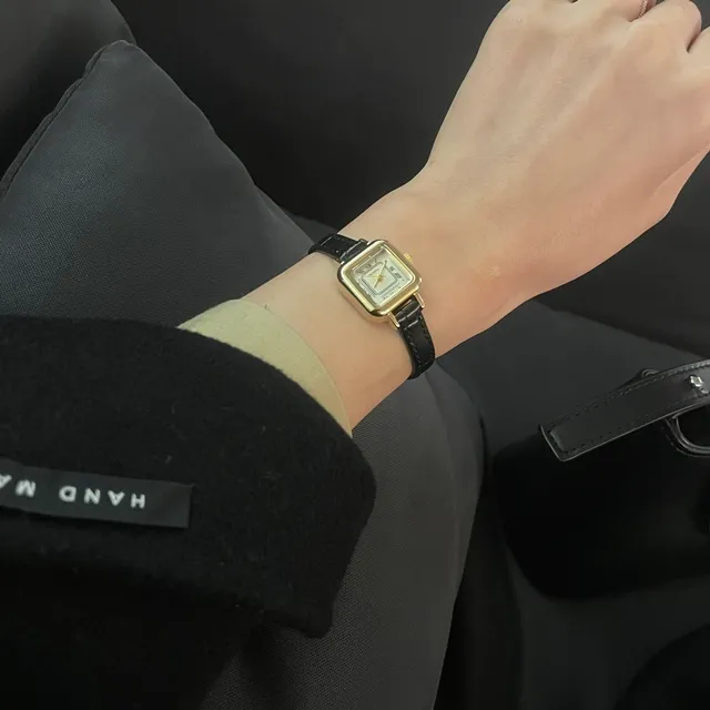[🖤패션아이템/여성손목시계🖤]트렌디한 테렌다정품 미니 사각 골드프레임 소가죽밴드시계 얇은시계줄 M549골드 상세 이미지 6