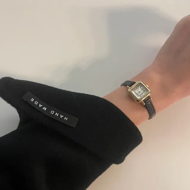 [🖤패션아이템/여성손목시계🖤]트렌디한 테렌다정품 미니 사각 골드프레임 소가죽밴드시계 얇은시계줄 M549골드 상세 이미지 21