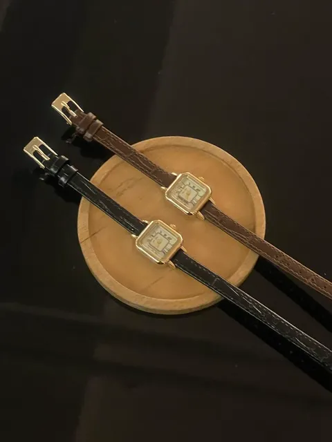 [🖤패션아이템/여성손목시계🖤]트렌디한 테렌다정품 미니 사각 골드프레임 소가죽밴드시계 얇은시계줄 M549골드 상세 이미지 39
