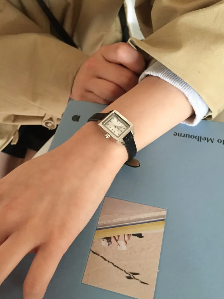 베를린 레더 손목시계 (2 type, 4 color) 상세 이미지 37