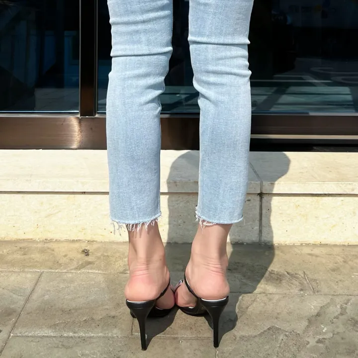 투 스트랩 뮬 힐 상세 이미지 2