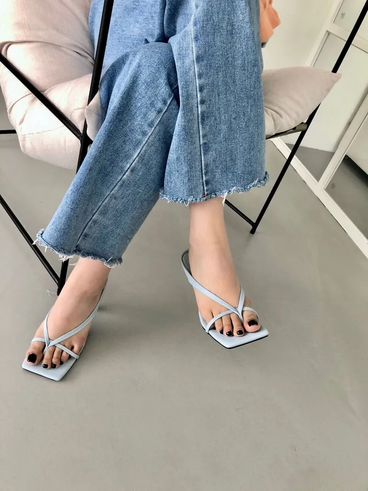 [4color] 아오이 심플 스퀘어 스트랩 끈 여름 쪼리 슬리퍼 힐 샌들 8cm 상세 이미지 3