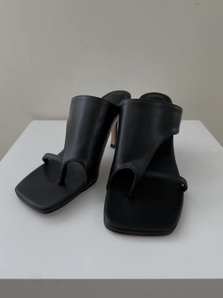 스퀘어 엄지쪼리 뮬 미들힐 [8cm] 상세 이미지 35