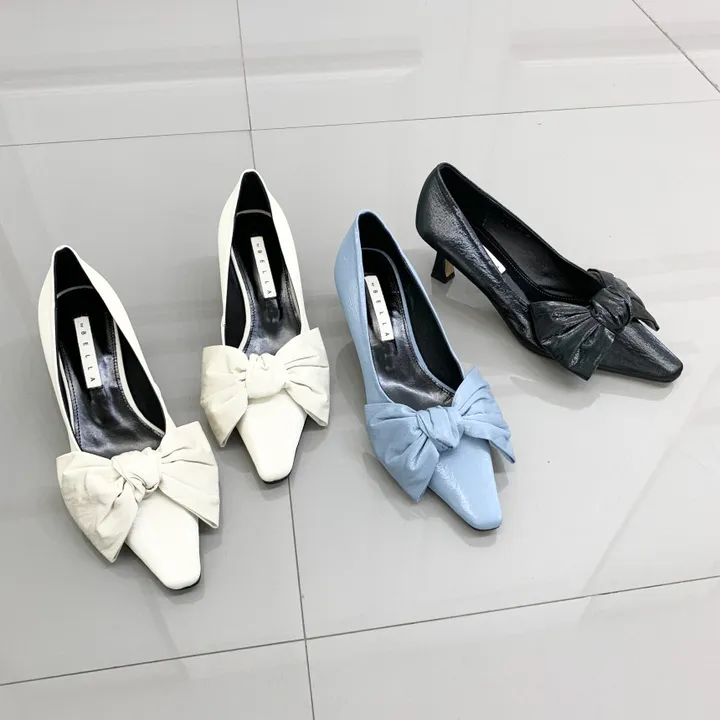 새틴 가죽 슬림 스퀘어 리본 미들힐 펌프스 키튼힐 5cm 상세 이미지 3