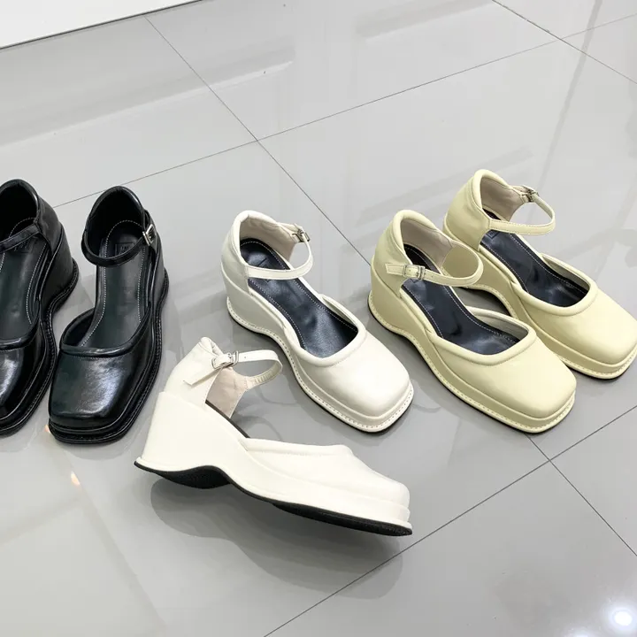 레트로 스퀘어 가보시 웨지 통굽 메리제인 스트랩 펌프스힐 9cm 상세 이미지 1