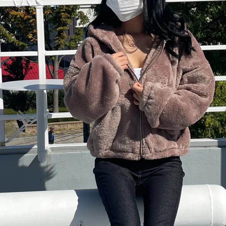 *최저가/포닥포닥* 반크롭 보아털 후드집업 상세 이미지 4