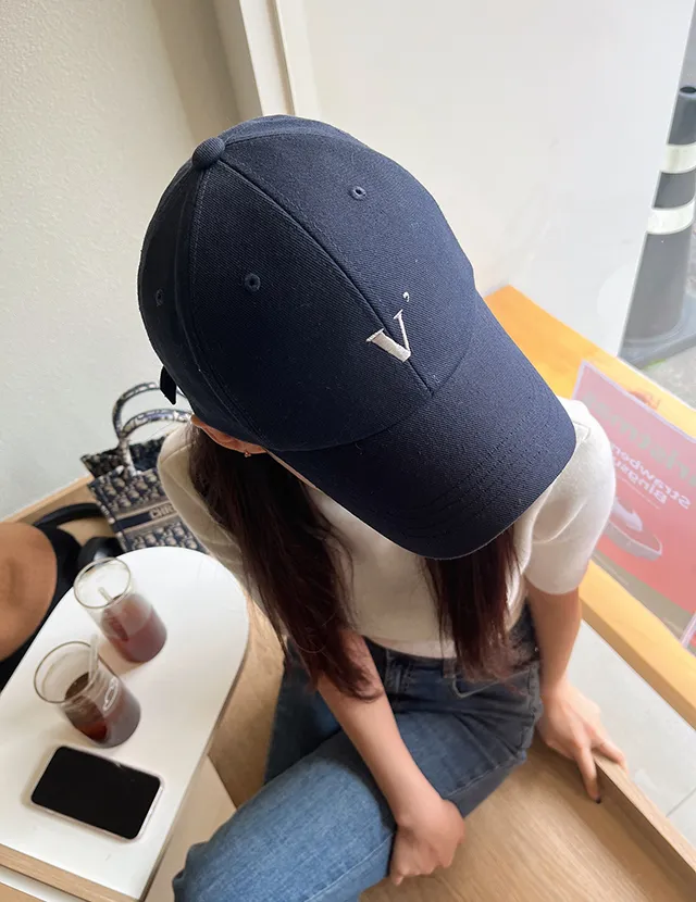 [묶음할인]심플 V 데일리 로고 깊이감깊은 대두 볼캡 연예인 모자 6color 상세 이미지 14