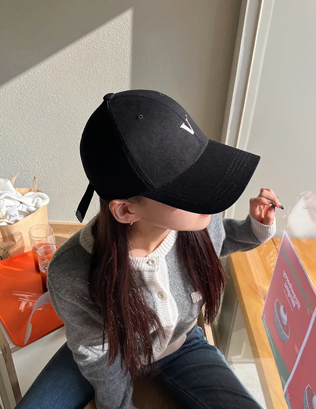 [묶음할인]심플 V 데일리 로고 깊이감깊은 대두 볼캡 연예인 모자 6color 상세 이미지 10