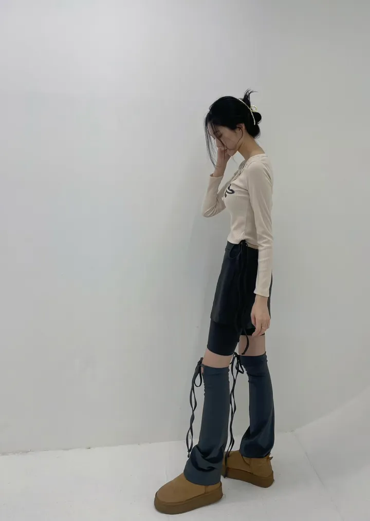 뉴진스 3부 스트랩 치마 레깅스 상세 이미지 7